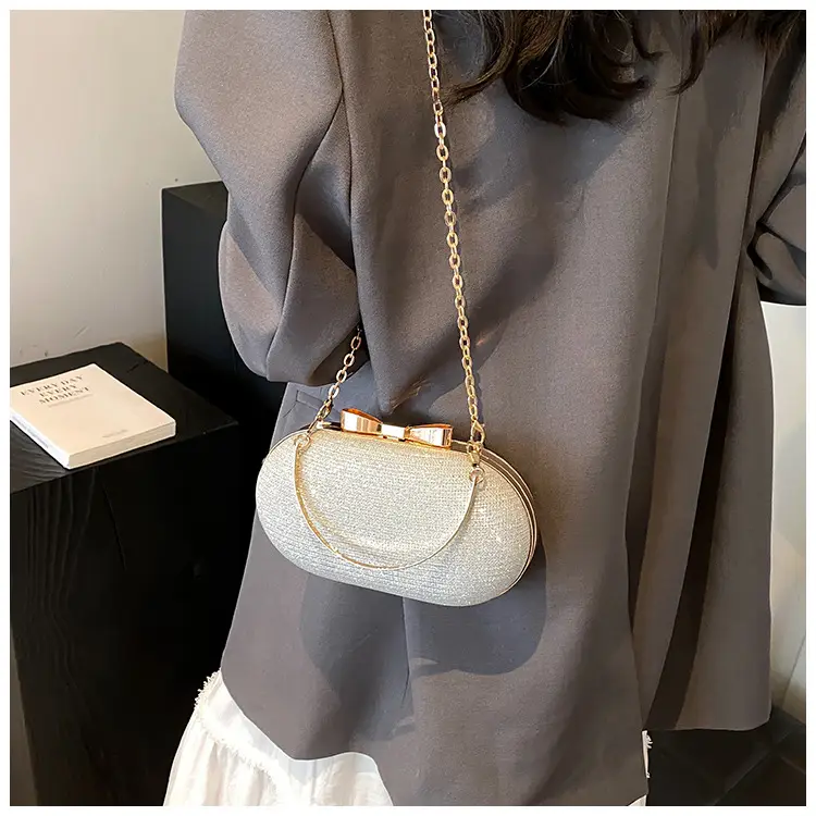 2024 New Women's Blue Textured Chain Shoulder Bag — feature 41