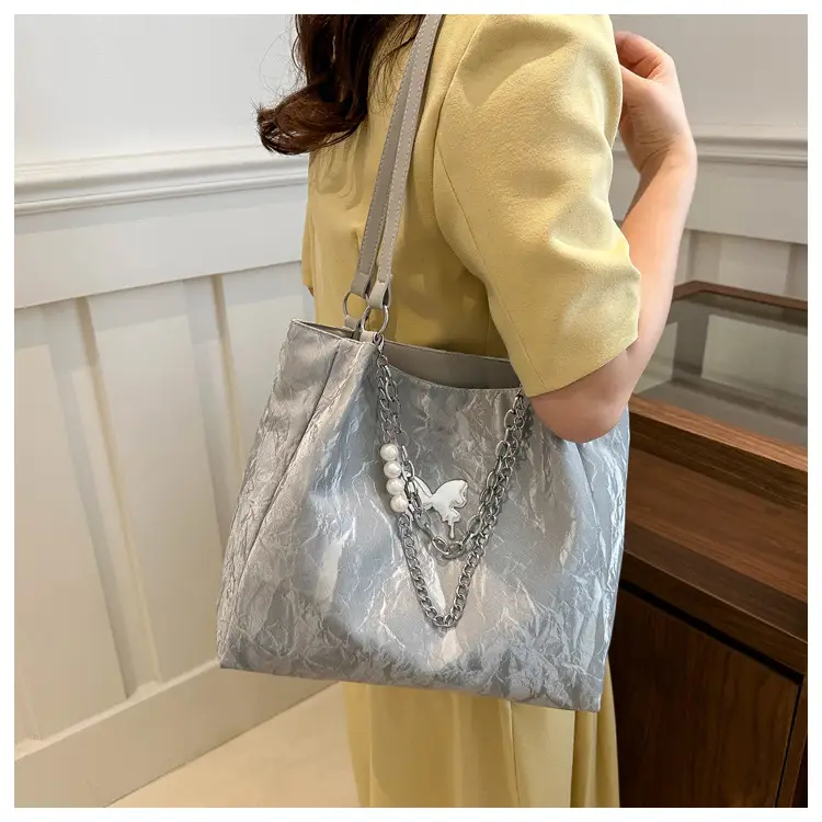 Light Blue Chain Tote Bag for Women College Students — feature 22