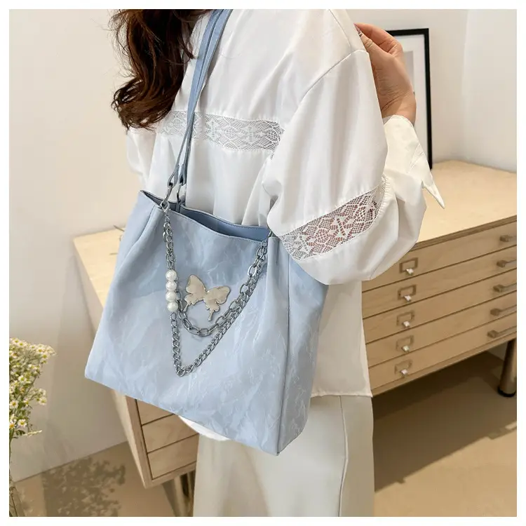 Light Blue Chain Tote Bag for Women College Students — feature 23
