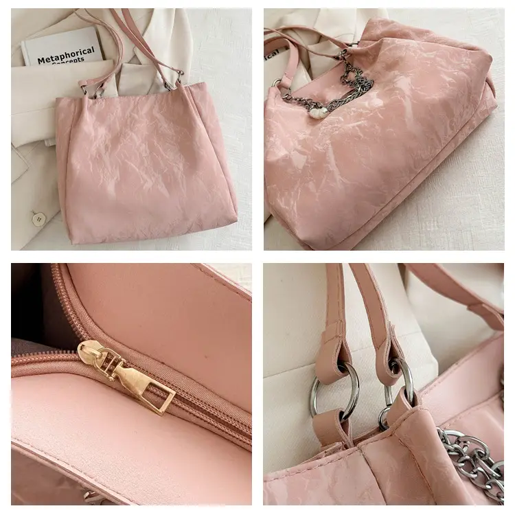 Light Blue Chain Tote Bag for Women College Students — feature 9