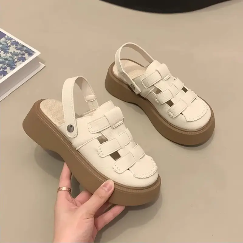 Thick-Soled Slippers for Women's Outer Wear 2025 Summer New Fashion Versatile Platform Metal Set-Toe Beach Heightening Sandals - Image 4