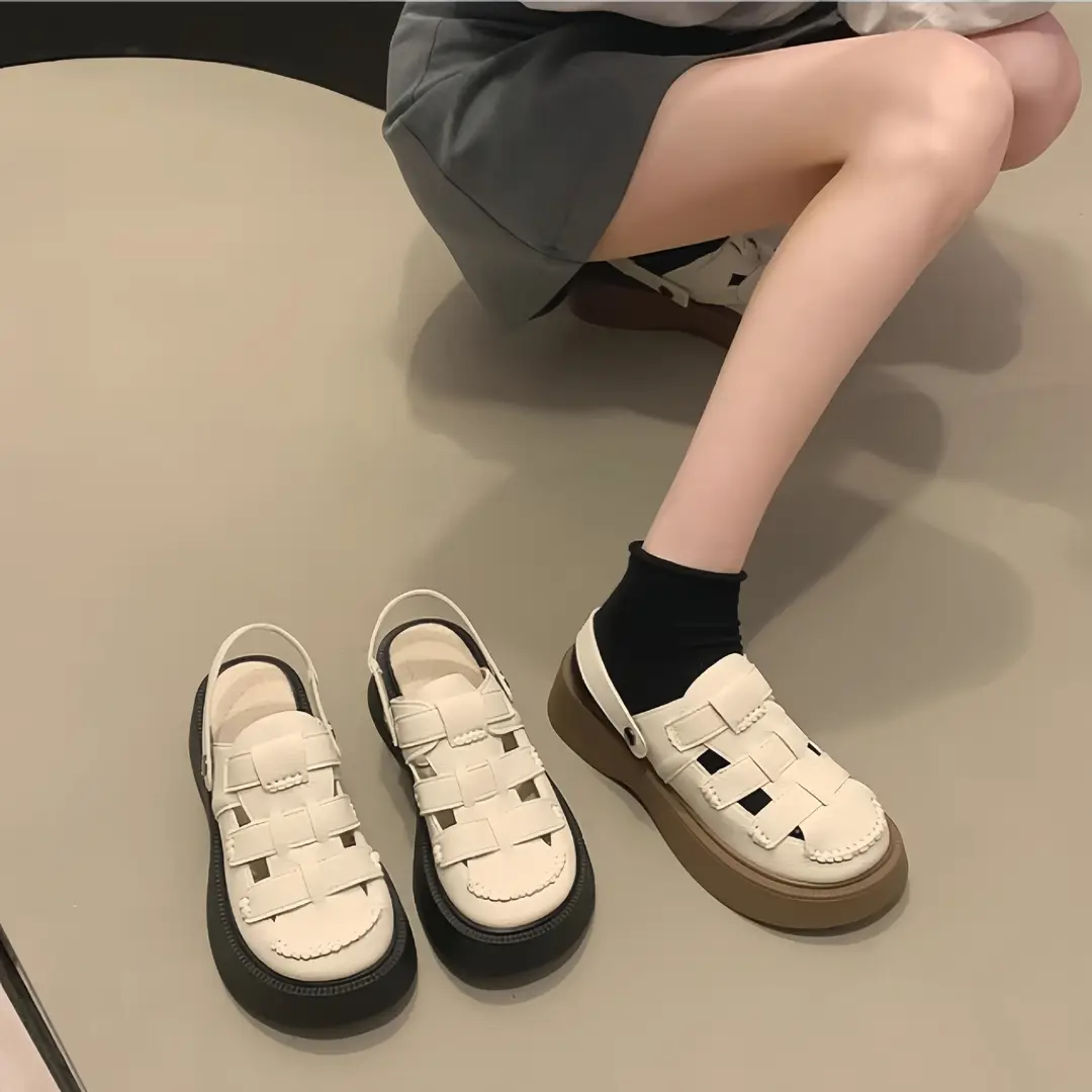 Thick-Soled Slippers for Women's Outer Wear 2025 Summer New Fashion Versatile Platform Metal Set-Toe Beach Heightening Sandals - Image 5