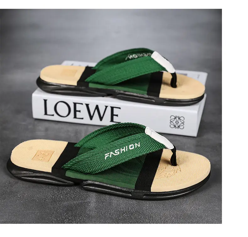 Summer New Men's Shoes Fashionable Soft Bottom Flip-Flops Teenager Outdoor Non-Slip Deodorant Casual Sandals Fashionable Cool Shoes — feature 11