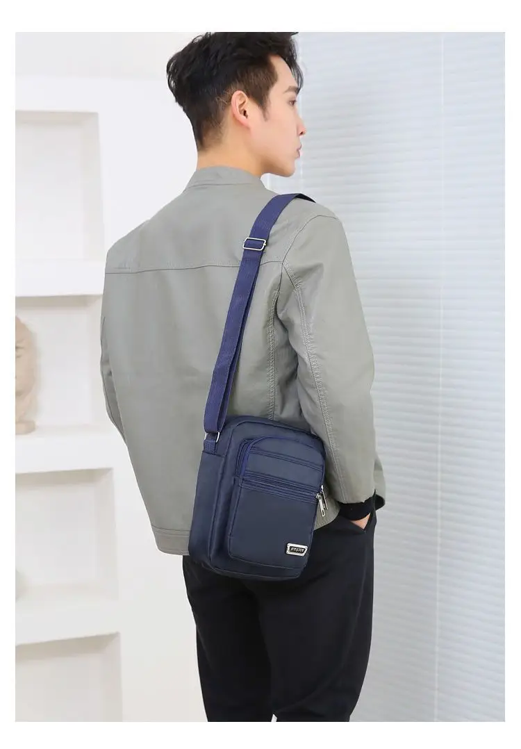 Men's Oxford Cloth Messenger Bag Green 4-Zone Pocket — feature 20