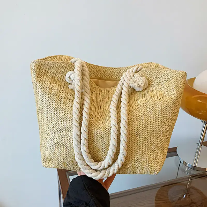 Straw Tote Bag Large Capacity Women Shoulder Tote - Image 3