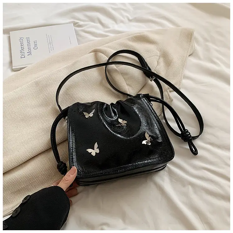 Black Korean Style Pleated Bucket Bag for Women — feature 14