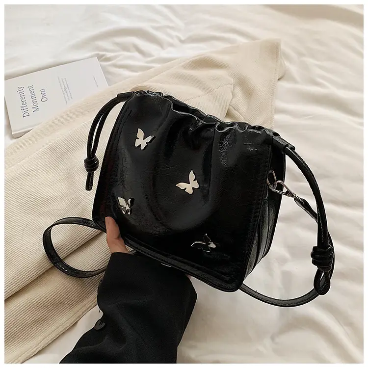 Black Korean Style Pleated Bucket Bag for Women — feature 15