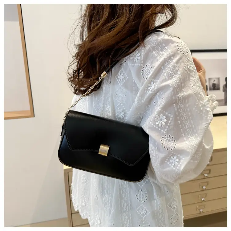 Women's Tan Leather Shoulder Bag with Chain Strap — feature 19