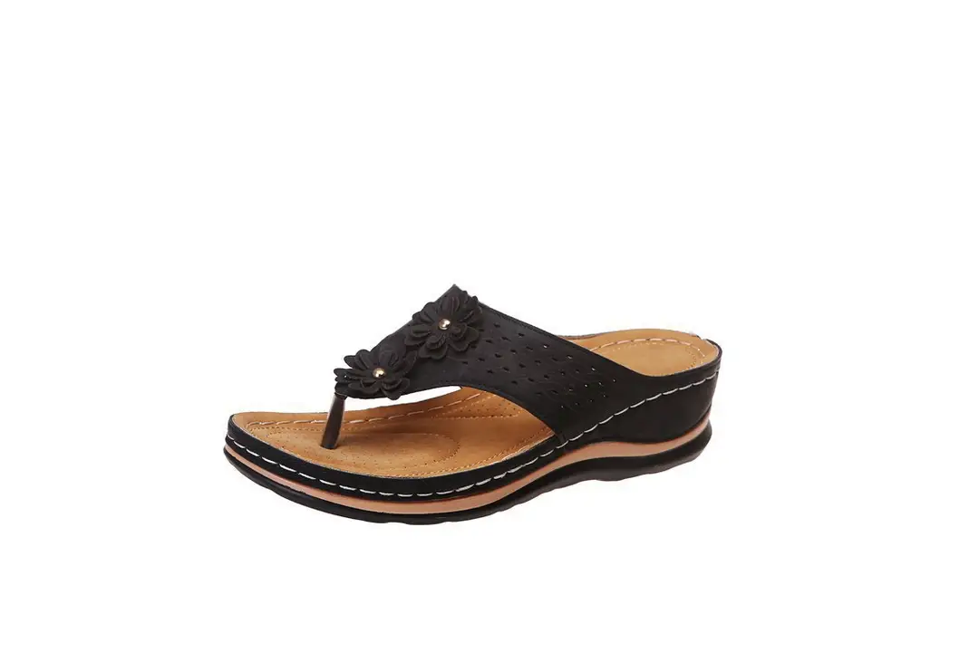 2024 Summer Cross-border Export Thick-soled Wedge-heeled Large Size Slippers Flip-flops Platform Sole Casual Fashion Versatile Women's Shoes — feature 4