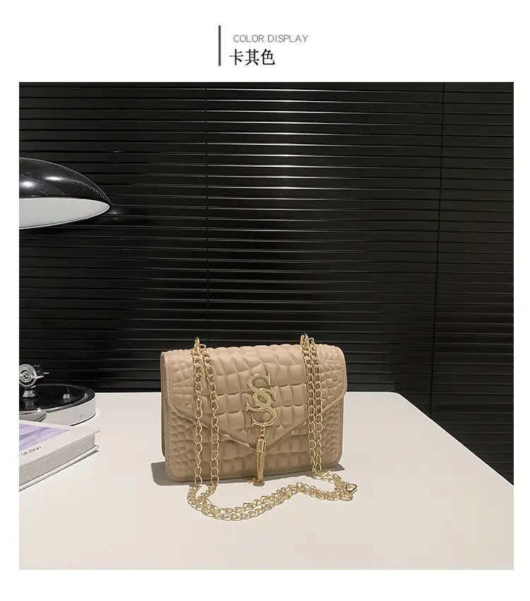 Women's Beige Croc Patch Chain Shoulder Bag — feature 13