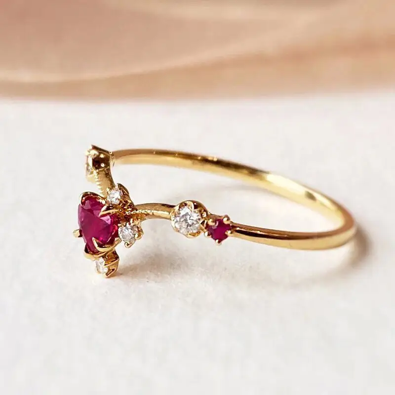 Sweet French Flower Ring with Ruby & Diamond High Gold