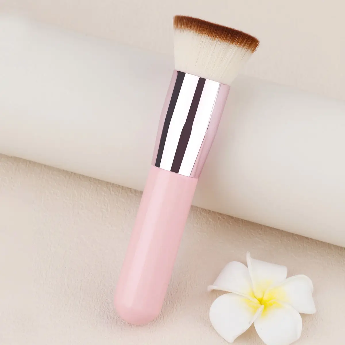 Pink Flat Head Makeup Brush for Foundation & Powder — feature 8