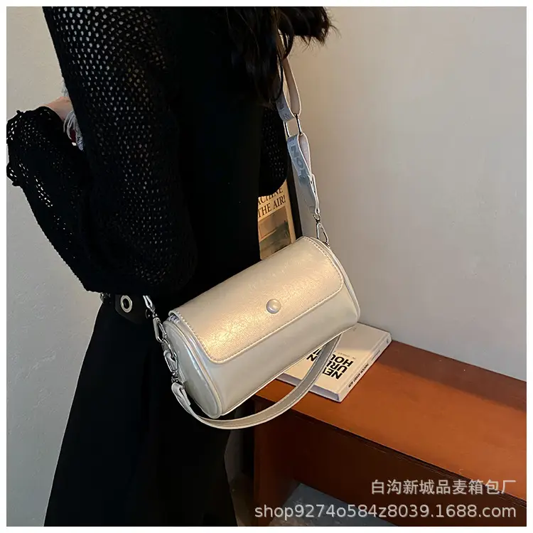 Women French Niche Crossbody Bag Cream Gold 2026 — feature 18