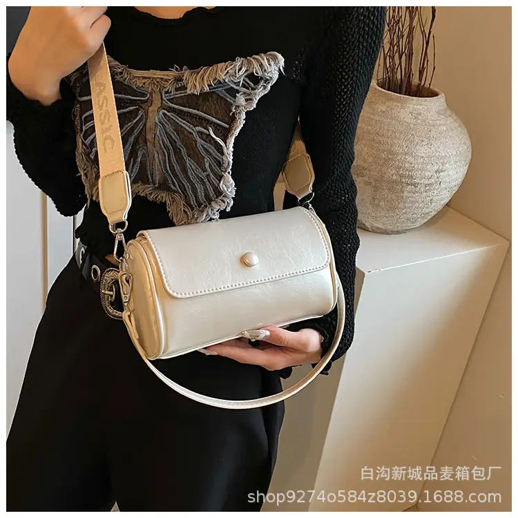 Women French Niche Crossbody Bag Cream Gold 2026 — feature 21