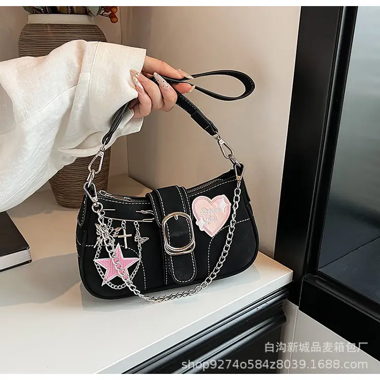Black Star Crossbody Bag for Women 2026 — feature 20