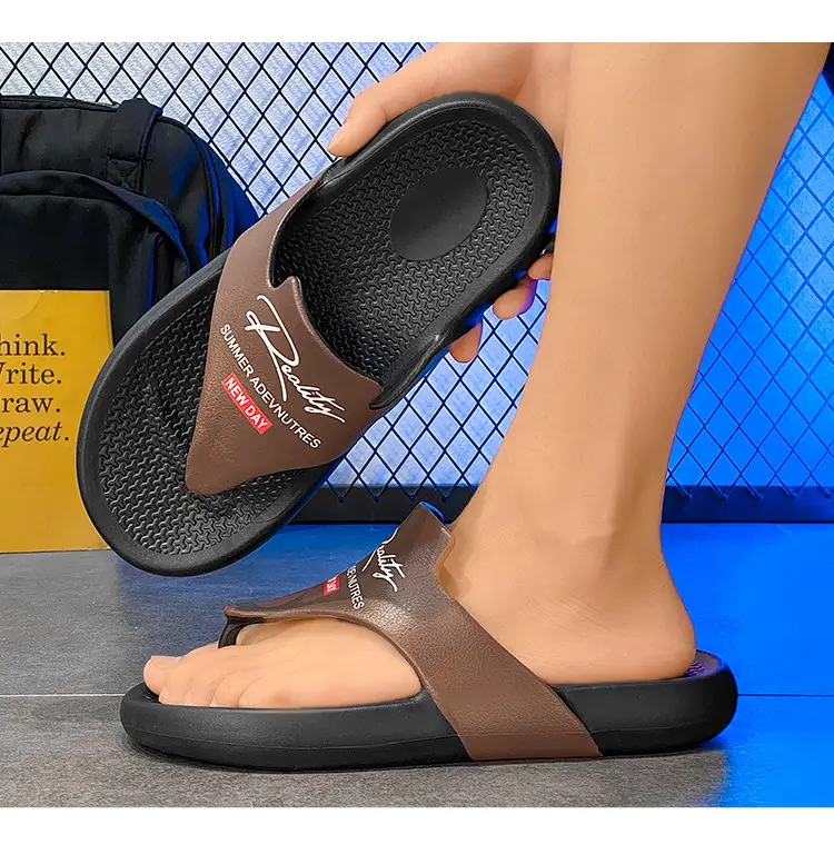 Flip-flops Distinctive Men's Summer New Slippers Men's Thick-soled Beach Sandals Fashionable Wear-resistant Clip Outer Wear Men's Slippers — feature 18