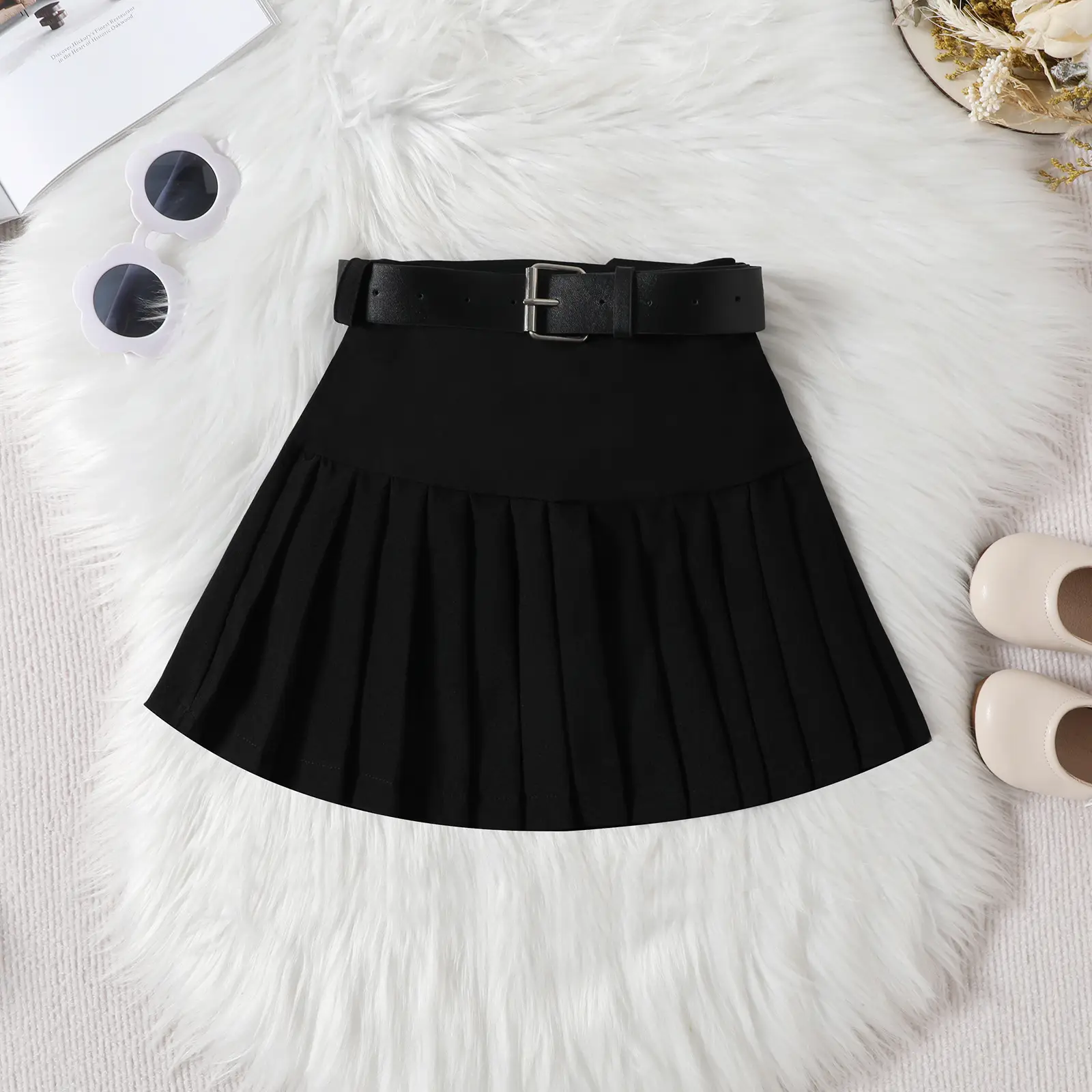 Black Sleeveless Vest Vest with Buckle Belt for Girls