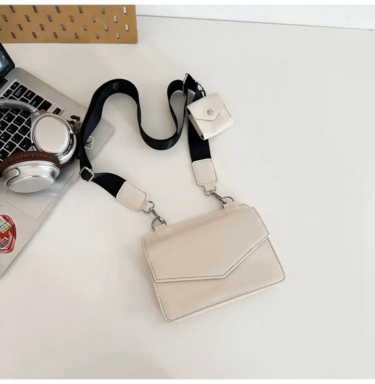Neutrally White Square Shoulder Messenger Bag for Men Women — feature 33
