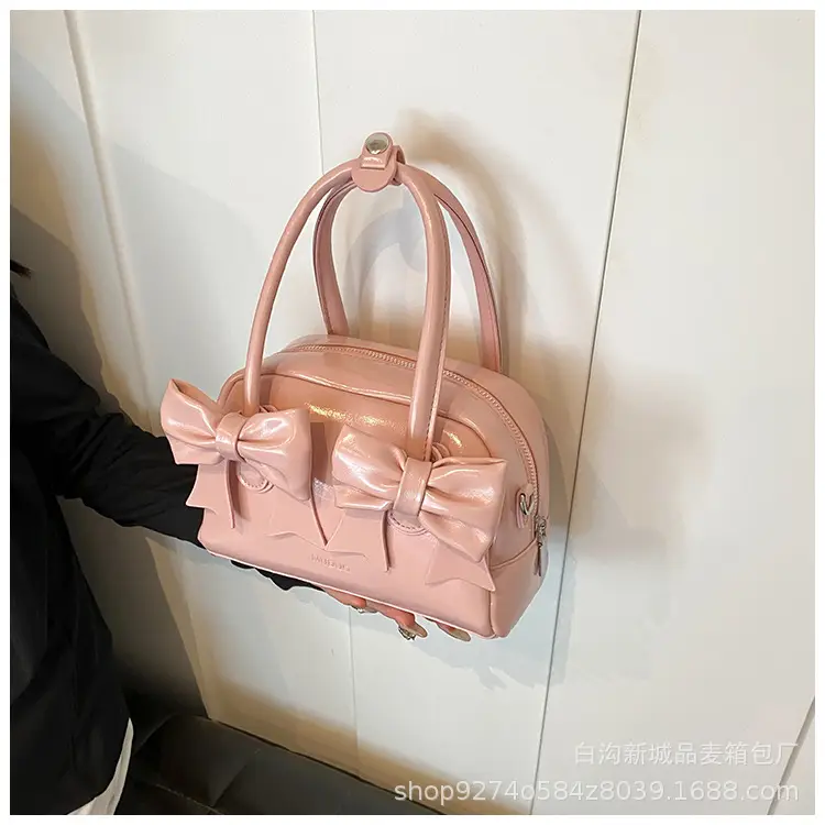 Red Bow Shoulder Bag for Women 2026 — feature 14