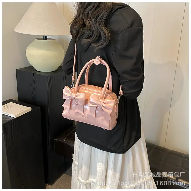 Red Bow Shoulder Bag for Women 2026 — feature 17