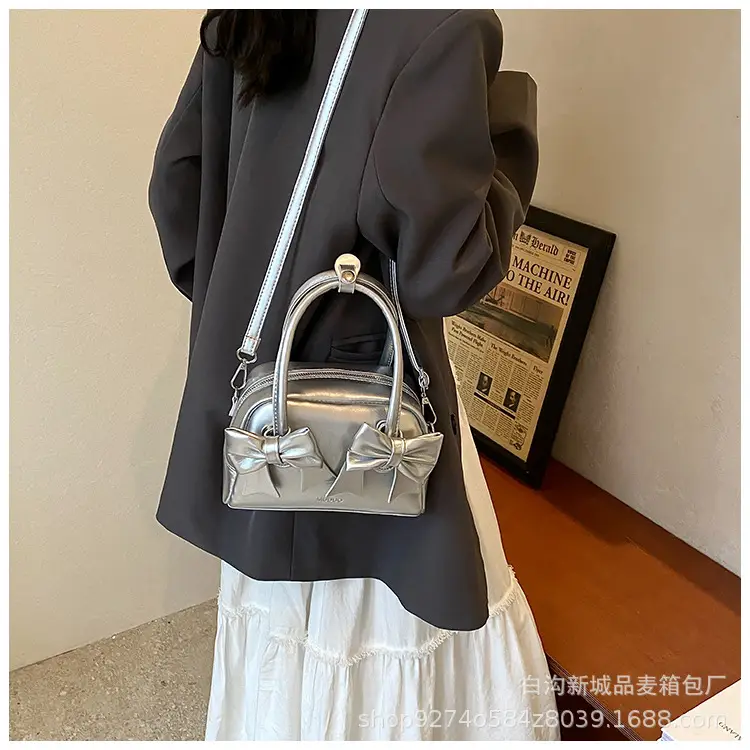 Red Bow Shoulder Bag for Women 2026 — feature 24