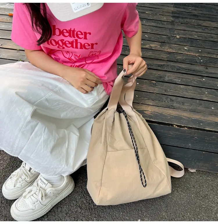 Korean Style Large Capacity Nylon Shoulder Bag — feature 36