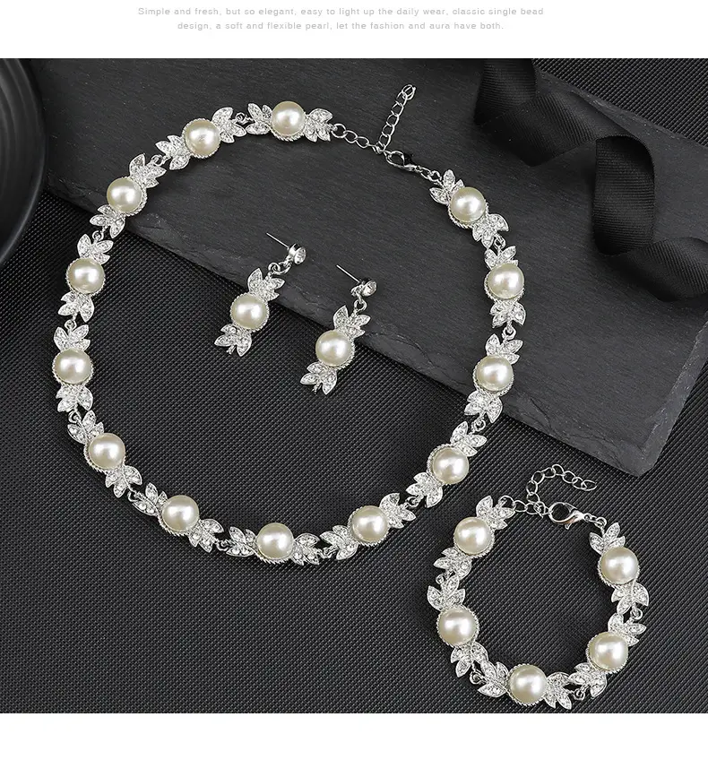 Luxury Pearl Necklace Set for Women with Clavicle & Bracelet — feature 16