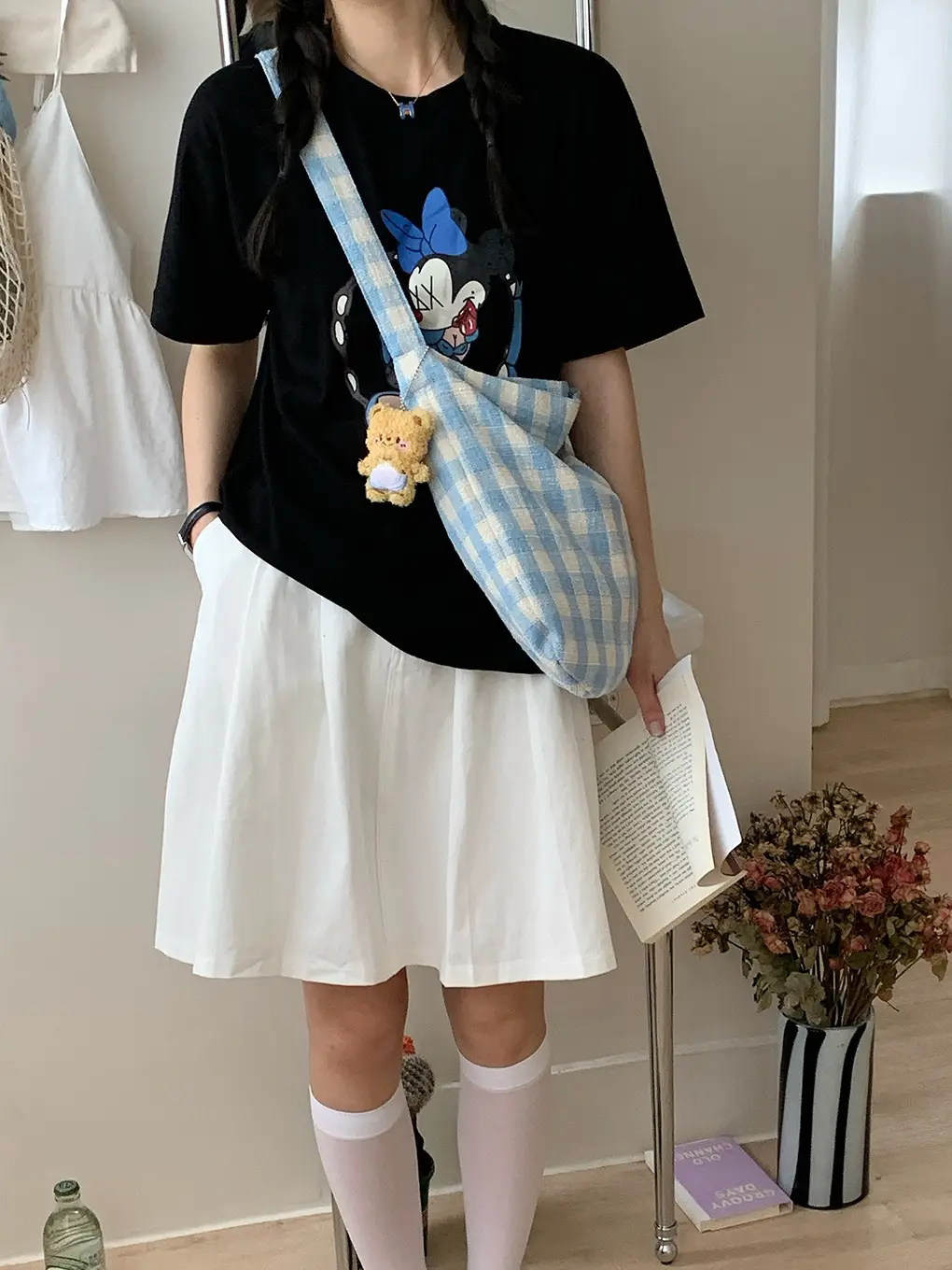 Cream Blue Plaid Shoulder Crossbody Bag Large Capacity — feature 15