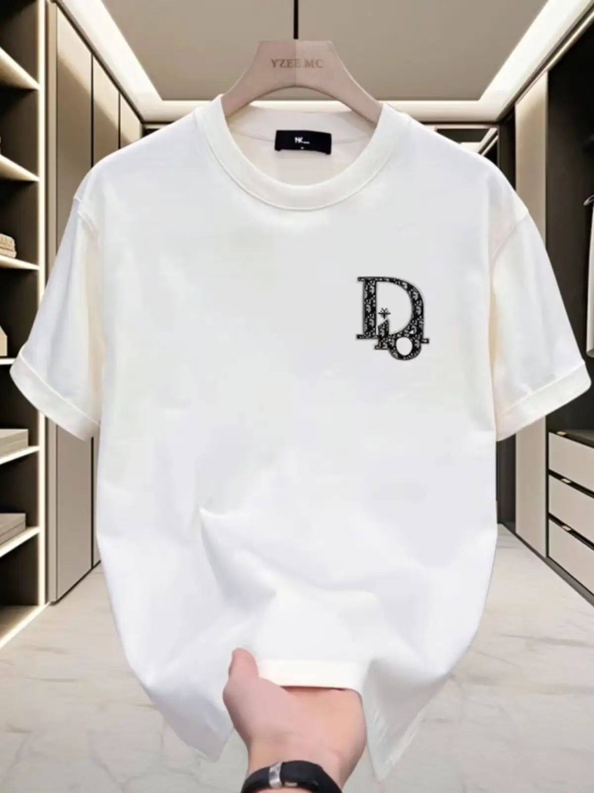 Men Black D Logo Cotton T-Shirt Loose Fit — feature 8