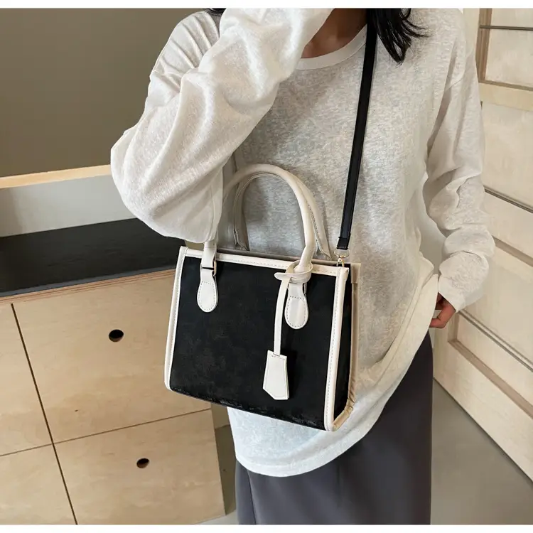 Women's Retro Silk Contrast Shoulder Bag 2024 Spring Summer — feature 17