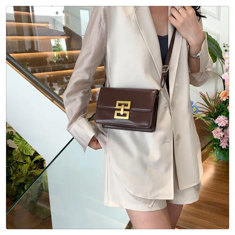 Women's Pink & White Square Shoulder Bag with Creative Lock — feature 16