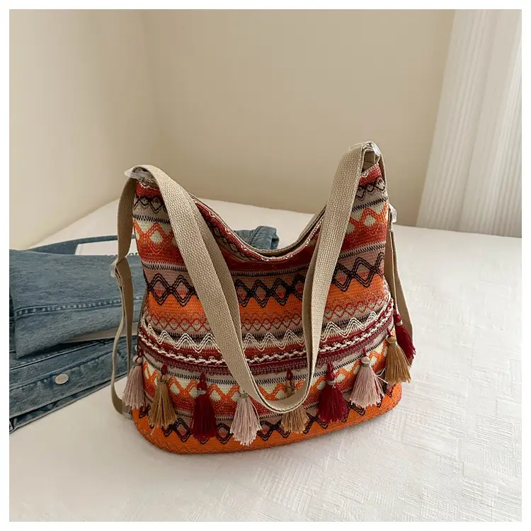 Women's Ethnic Tassel Shoulder Bag 2024 — feature 22