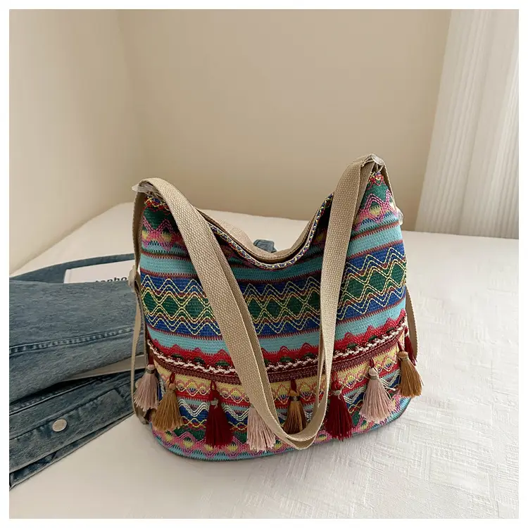 Women's Ethnic Tassel Shoulder Bag 2024 — feature 24