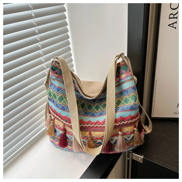 Women's Ethnic Tassel Shoulder Bag 2024 — feature 25