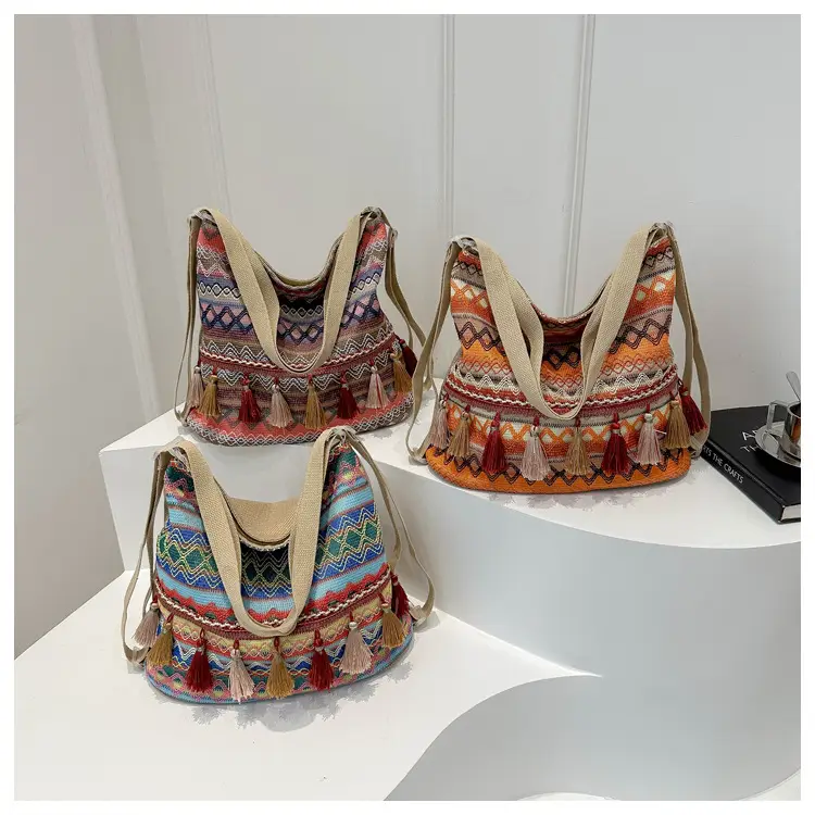 Women's Ethnic Tassel Shoulder Bag 2024 — feature 26