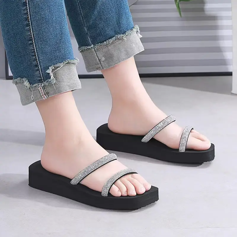 Summer New Arrival Black Rhinestone Slippers All-Match Sandals Outwear Fashionable Thick Sole Increased Seaside Beach Shoes