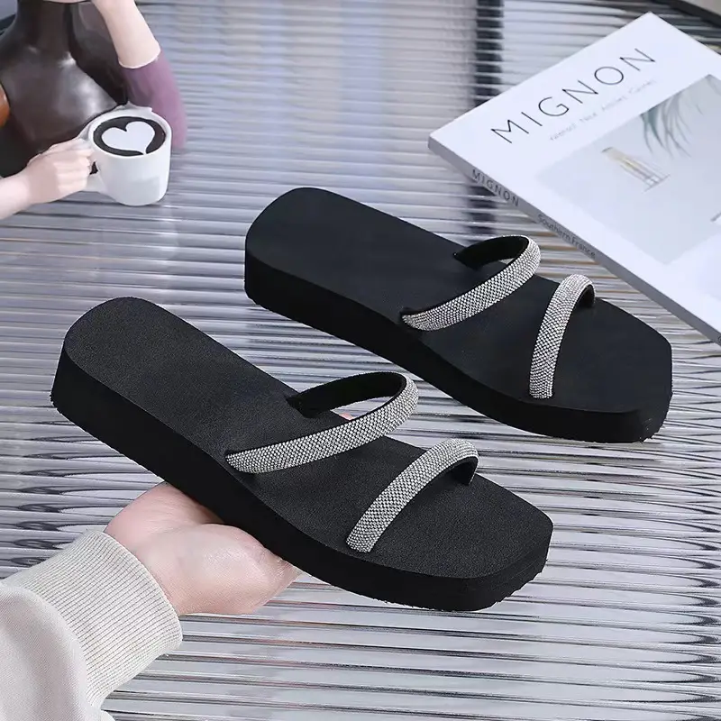 Summer New Arrival Black Rhinestone Slippers All-Match Sandals Outwear Fashionable Thick Sole Increased Seaside Beach Shoes