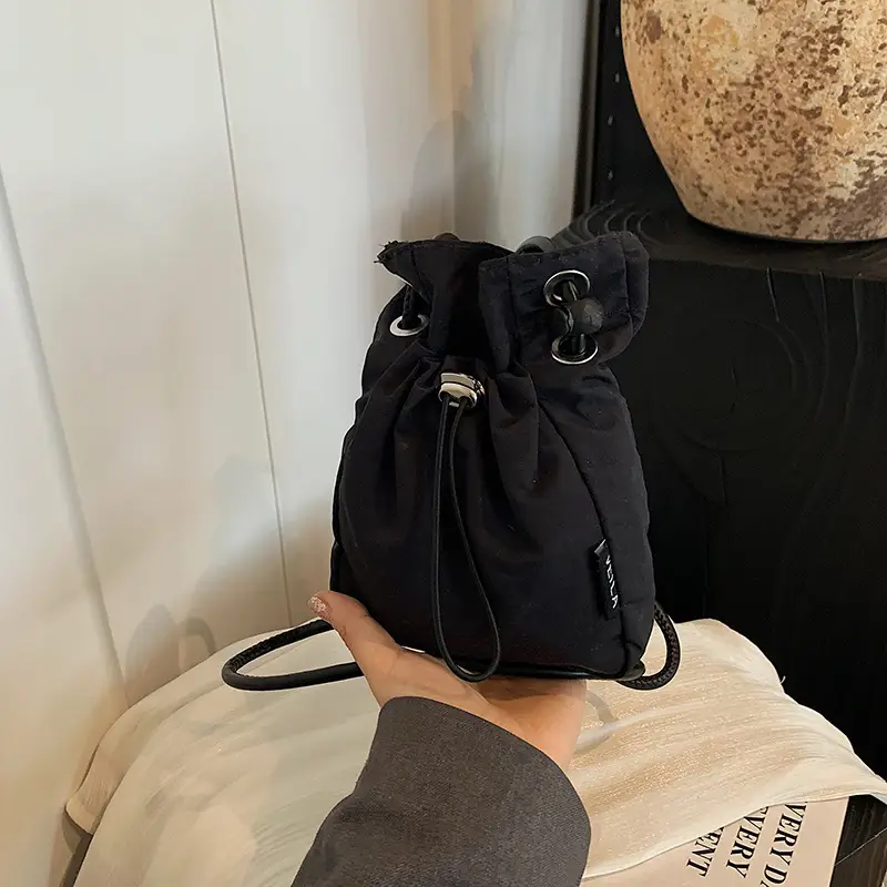Lightweight Green Crossbody Bag for Girls 2025 - Image 2