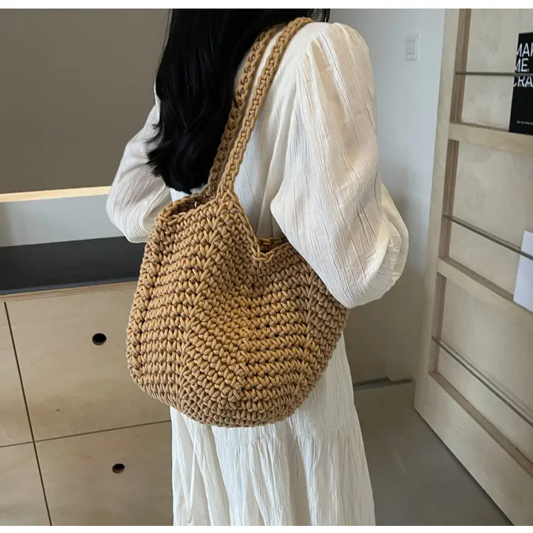 Women's Hollow Woven Bucket Bag Large Capacity Travel Bag — feature 19
