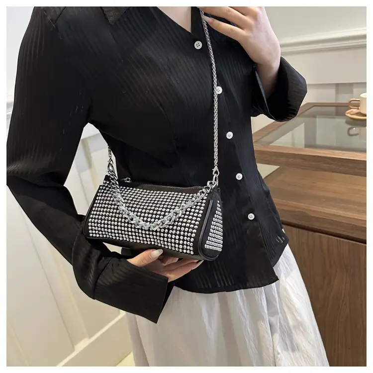 Black Full Diamond Chain Crossbody Bag for Women 2024 — feature 10