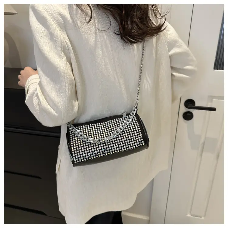 Black Full Diamond Chain Crossbody Bag for Women 2024 — feature 18
