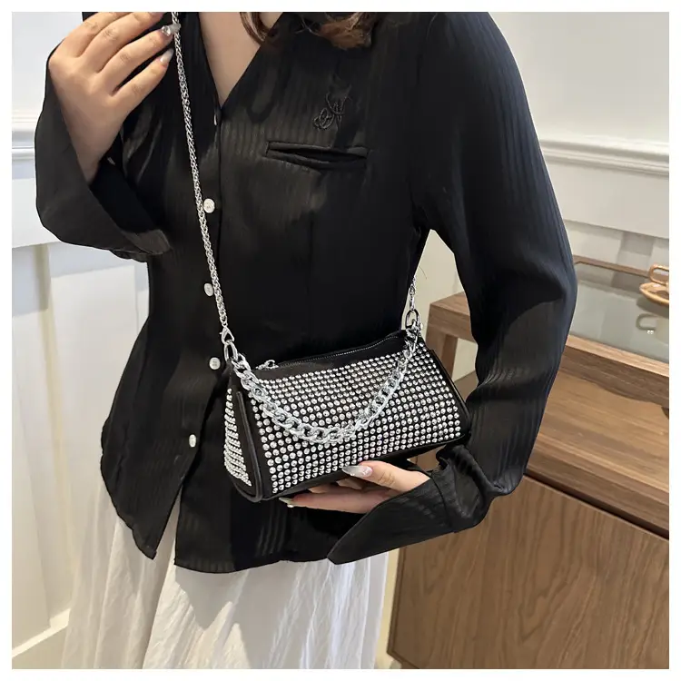 Black Full Diamond Chain Crossbody Bag for Women 2024 — feature 9