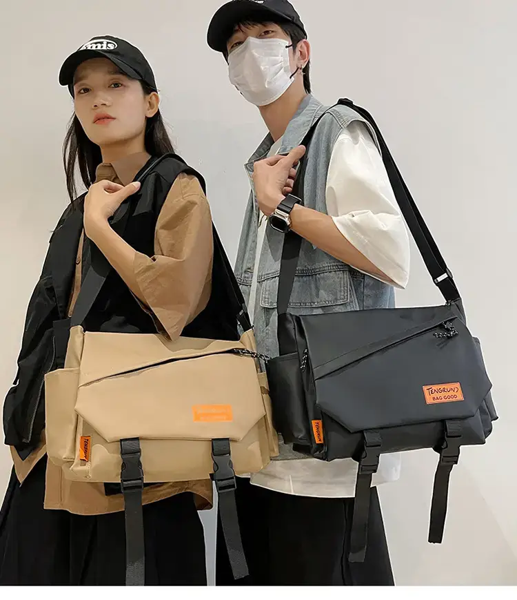 Ins College Student Shoulder Bag Black Harajuku Messenger — feature 5