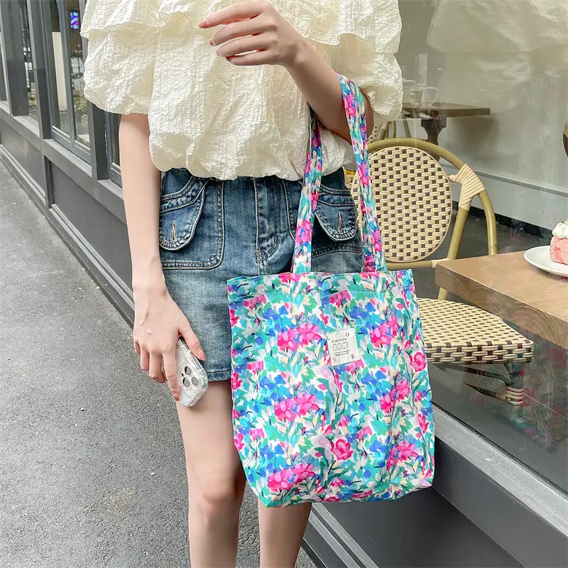 Ins Summer Floral Shoulder Bag Large Capacity Western Style Canvas Bag Female Student Class Book Bag Shopping Bag β feature 38