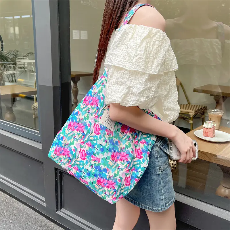 Ins Summer Floral Shoulder Bag Large Capacity Western Style Canvas Bag Female Student Class Book Bag Shopping Bag β feature 41