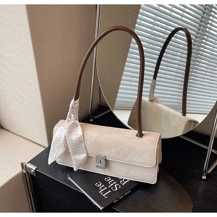 Women's Silver Embroidered Lock Shoulder Bag 2024 — feature 20