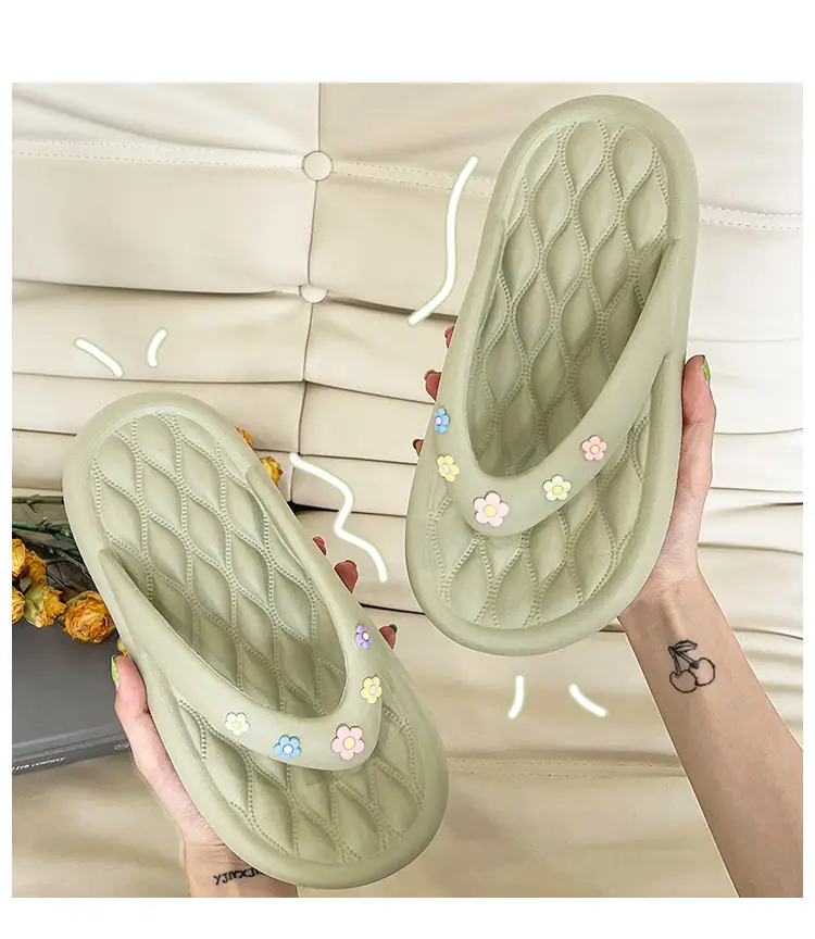 Women's Cute Floral Flip Flops Summer 2026 — feature 7