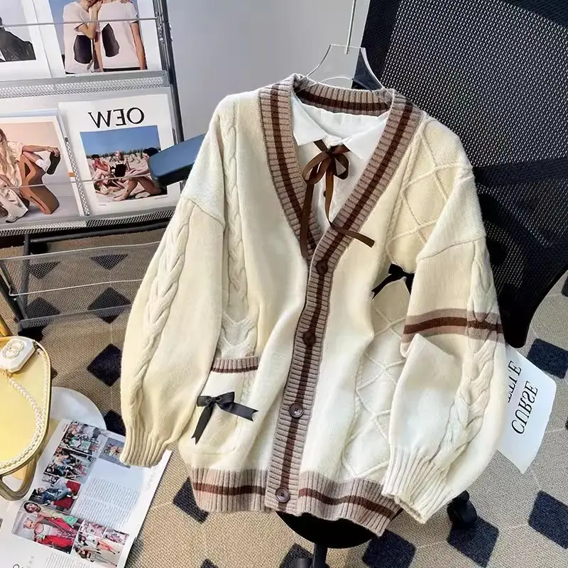 Women's Three-Dimensional Bow Sweater Coat Cream Pink