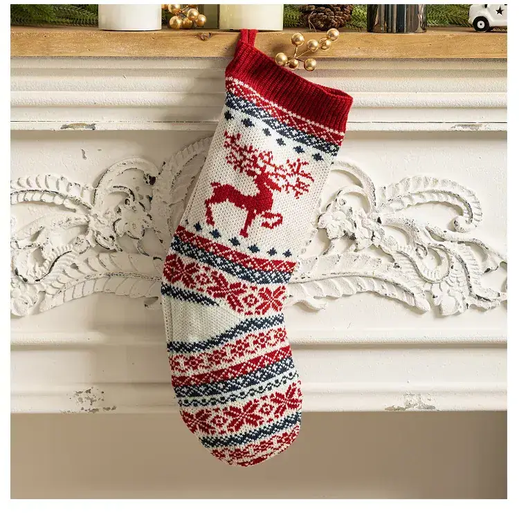 Red Knitted Christmas Stockings for Home Decor — feature 13