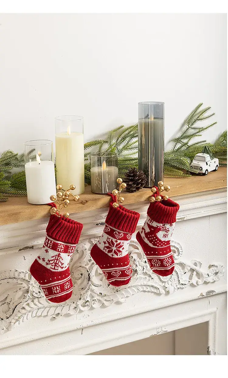 Red Knitted Christmas Stockings for Home Decor — feature 14